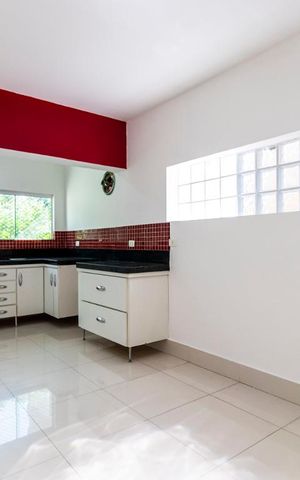 Casa à venda com 286m², 3 quartos e 2 vagas1o. Andar - Cozinha
