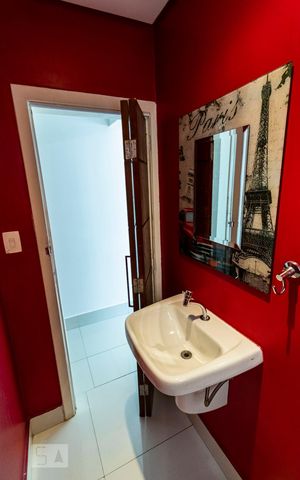 Casa à venda com 286m², 3 quartos e 2 vagas1o. Andar - Lavabo
