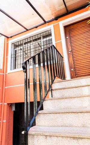 Casa à venda com 286m², 3 quartos e 2 vagasEntrada