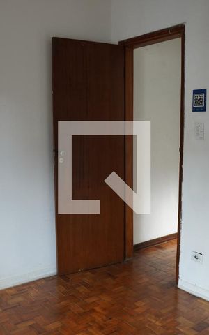 Casa à venda com 64m², 2 quartos e 1 vagaQuarto