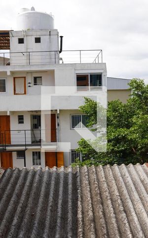 Casa à venda com 64m², 2 quartos e 1 vagaQuarto