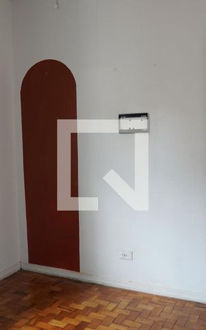 Casa à venda com 64m², 2 quartos e 1 vagaQuarto
