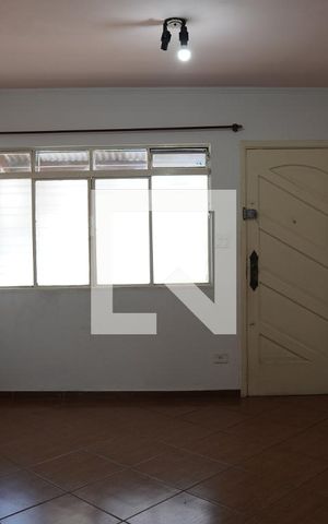 Casa à venda com 64m², 2 quartos e 1 vagaSala