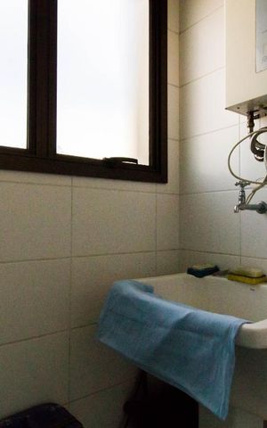 Apartamento à venda com 72m², 2 quartos e 1 vagaÁrea de Serviço