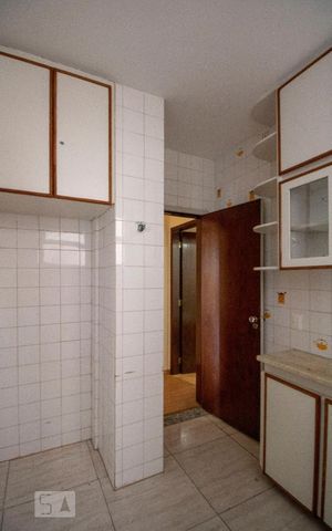 Apartamento para alugar com 102m², 3 quartos e 2 vagasCozinha