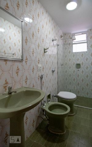 Apartamento para alugar com 102m², 3 quartos e 2 vagasBanheiro