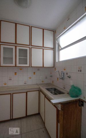 Apartamento para alugar com 102m², 3 quartos e 2 vagasCozinha