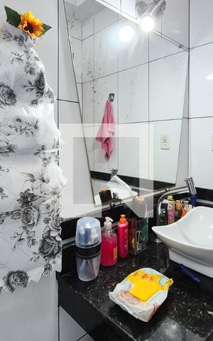 Casa à venda com 220m², 3 quartos e 2 vagasBanheiro da Suíte