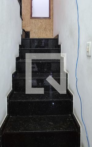 Casa à venda com 220m², 3 quartos e 2 vagasacesso aos quartos