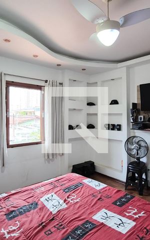 Casa à venda com 220m², 3 quartos e 2 vagasQuarto 3