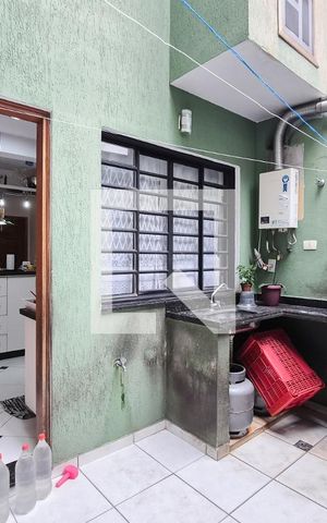 Casa à venda com 220m², 3 quartos e 2 vagasÁrea de Serviço