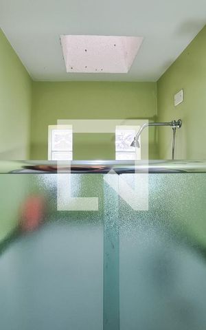 Casa à venda com 220m², 3 quartos e 2 vagasBanheiro Social