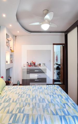 Casa à venda com 220m², 3 quartos e 2 vagasQuarto 1 ( Suíte )