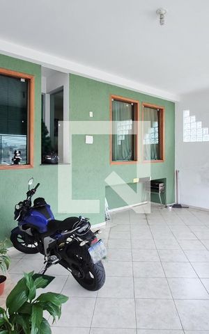 Casa à venda com 220m², 3 quartos e 2 vagasGaragem