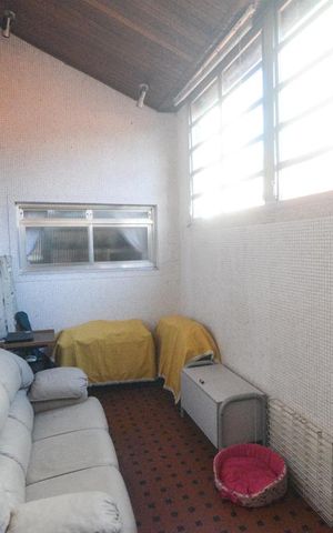 Casa à venda com 300m², 3 quartos e 5 vagas Casa à venda com 300m², 3 quartos e 5 vagasQuarto 1