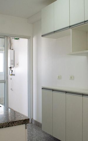 Apartamento para alugar com 77m², 2 quartos e 2 vagas Apartamento para alugar com 77m², 2 quartos e 2 vagasCOZINHA