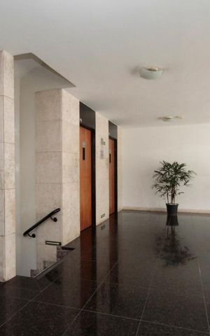 Apartamento para alugar com 90m², 2 quartos e 1 vagaHall Social