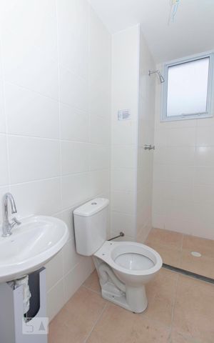 Apartamento para alugar com 56m², 2 quartos e 1 vaga Apartamento para alugar com 56m², 2 quartos e 1 vagaBanheiro
