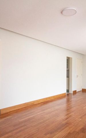 Apartamento para alugar com 121m², 3 quartos e 2 vagas Apartamento para alugar com 121m², 3 quartos e 2 vagasSala