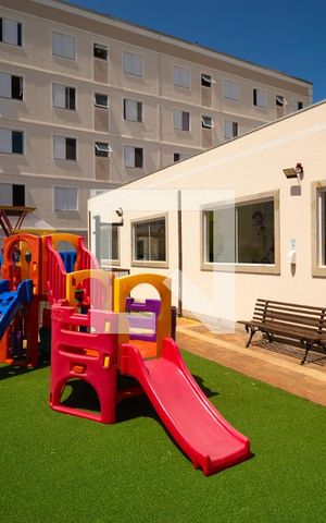 Apartamento à venda com 42m², 2 quartos e 1 vaga Apartamento à venda com 42m², 2 quartos e 1 vagaÁrea comum - Playground