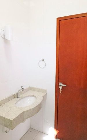 Casa para alugar com 270m², 5 quartos e 5 vagasBanheiro Suite 1