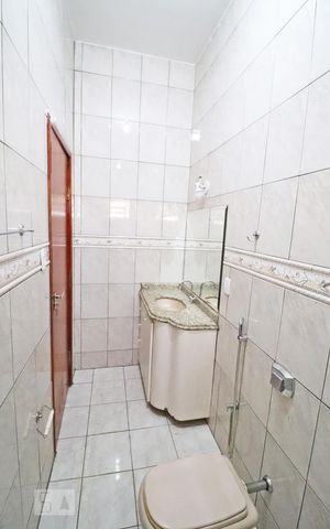 Casa para alugar com 270m², 5 quartos e 5 vagasBanheiro Suite 2