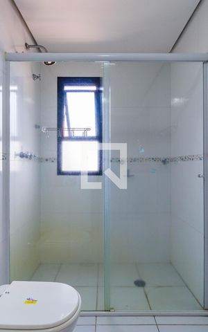 Apartamento à venda com 288m², 4 quartos e 4 vagas Apartamento à venda com 288m², 4 quartos e 4 vagasBanheiro