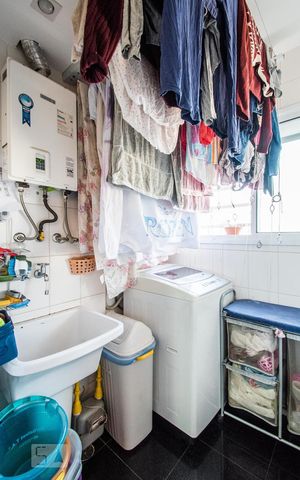 Apartamento à venda com 88m², 2 quartos e 2 vagasÁrea de Serviço