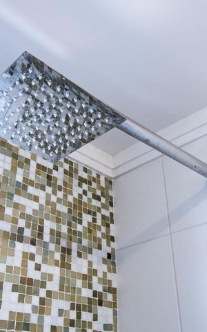 Apartamento à venda com 88m², 2 quartos e 2 vagasBanheiro da Suíte
