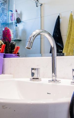 Apartamento à venda com 88m², 2 quartos e 2 vagasBanheiro da Suíte