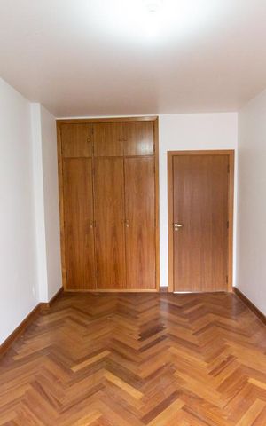 Apartamento para alugar com 120m², 2 quartos e 2 vagas Apartamento para alugar com 120m², 2 quartos e 2 vagasQuarto 2