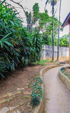 Casa para alugar com 900m², 5 quartos e 3 vagas Casa para alugar com 900m², 5 quartos e 3 vagasQuintal