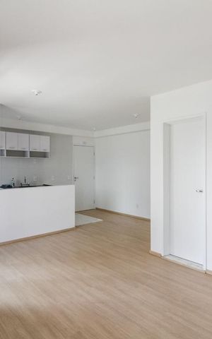 Apartamento à venda com 76m², 2 quartos e 2 vagas Apartamento à venda com 76m², 2 quartos e 2 vagasSala