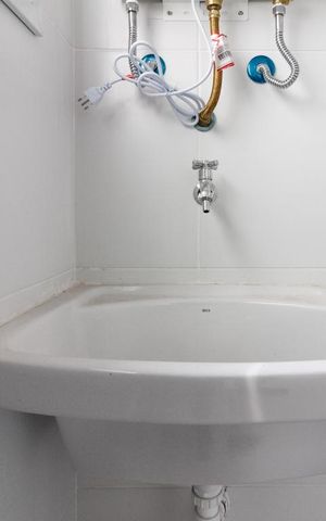 Apartamento à venda com 76m², 2 quartos e 2 vagas Apartamento à venda com 76m², 2 quartos e 2 vagasÁrea de Serviço