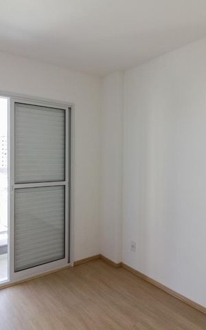 Apartamento à venda com 76m², 2 quartos e 2 vagas Apartamento à venda com 76m², 2 quartos e 2 vagasQuarto