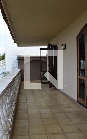 Casa para alugar com 510m², 7 quartos e 6 vagasVaranda da frente
