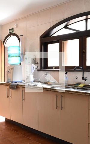 Casa para alugar com 510m², 7 quartos e 6 vagasCozinha