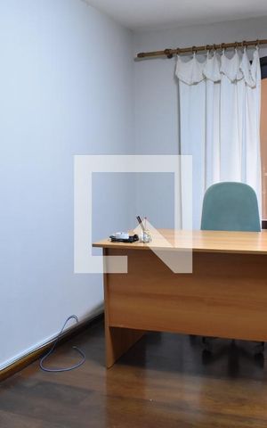 Casa para alugar com 510m², 7 quartos e 6 vagasEscritório