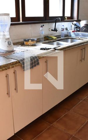 Casa para alugar com 510m², 7 quartos e 6 vagasCozinha