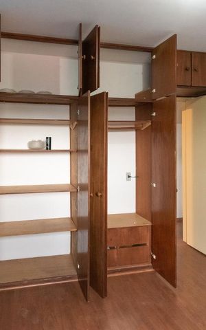 Apartamento à venda com 80m², 3 quartos e 1 vaga Apartamento à venda com 80m², 3 quartos e 1 vagaQuarto 1 - Armários