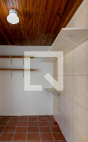 Casa à venda com 200m², 3 quartos e 4 vagas Casa à venda com 200m², 3 quartos e 4 vagasQuarto de Serviço