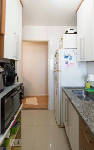 Apartamento à venda com 49m², 2 quartos e 1 vagaCozinha