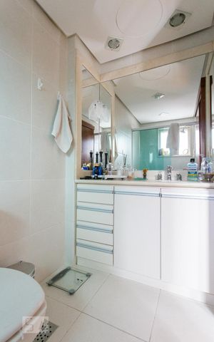 Apartamento para alugar com 336m², 3 quartos e 3 vagas Apartamento para alugar com 336m², 3 quartos e 3 vagasSuíte