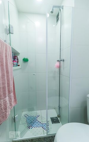 Apartamento à venda com 160m², 4 quartos e 2 vagas Apartamento à venda com 160m², 4 quartos e 2 vagasBanheiro Quarto 2 - Suíte