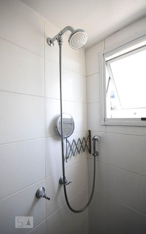 Apartamento à venda com 49m², 2 quartos e 1 vagaDetalhe do Banheiro