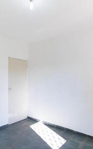 Casa à venda com 110m², 2 quartos e 2 vagas Casa à venda com 110m², 2 quartos e 2 vagasQuarto 2