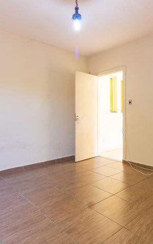 Casa à venda com 150m², 3 quartos e 3 vagas Casa à venda com 150m², 3 quartos e 3 vagasQuarto 1