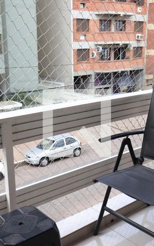 Apartamento à venda com 55m², 1 quarto e sem vagaSacada
