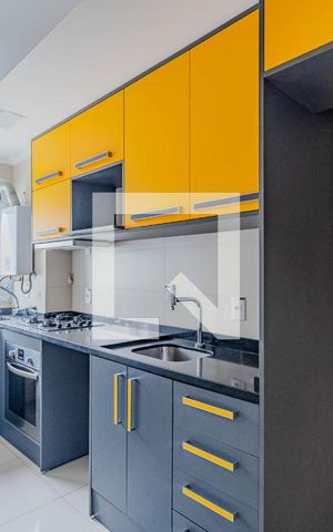 Apartamento para alugar com 50m², 2 quartos e 1 vaga Apartamento para alugar com 50m², 2 quartos e 1 vagaCozinha e Área de Serviço