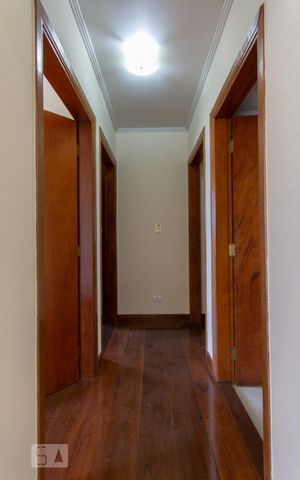 Apartamento à venda com 100m², 3 quartos e 2 vagas Apartamento à venda com 100m², 3 quartos e 2 vagasCorredor
